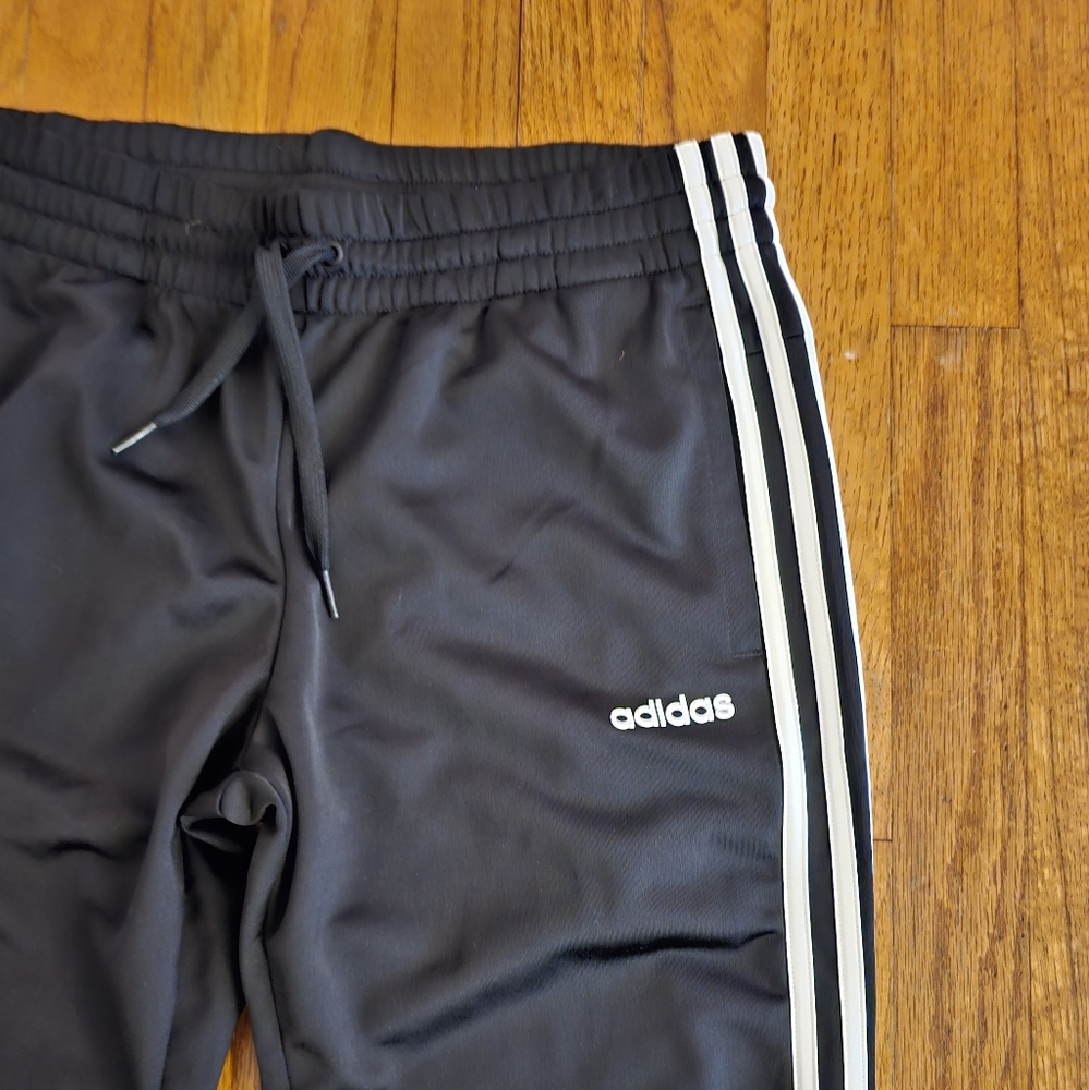 Adidas Joggers- Medium - Picture 2 of 5